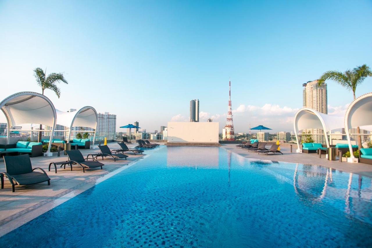 Luxent Hotel Кесон-Сити Экстерьер фото